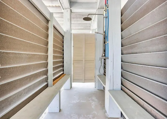 Holiday home Dear Time House- Elevator Sleeps 10 Pool